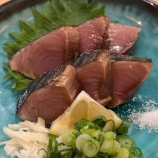 ご提供する魚は市場から仕入れた新鮮な窶ｦ